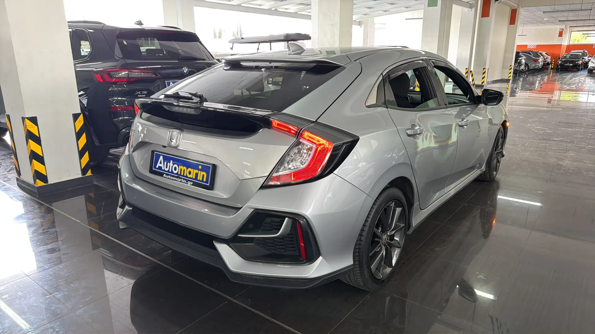 View 4 - Honda Civic - 2021