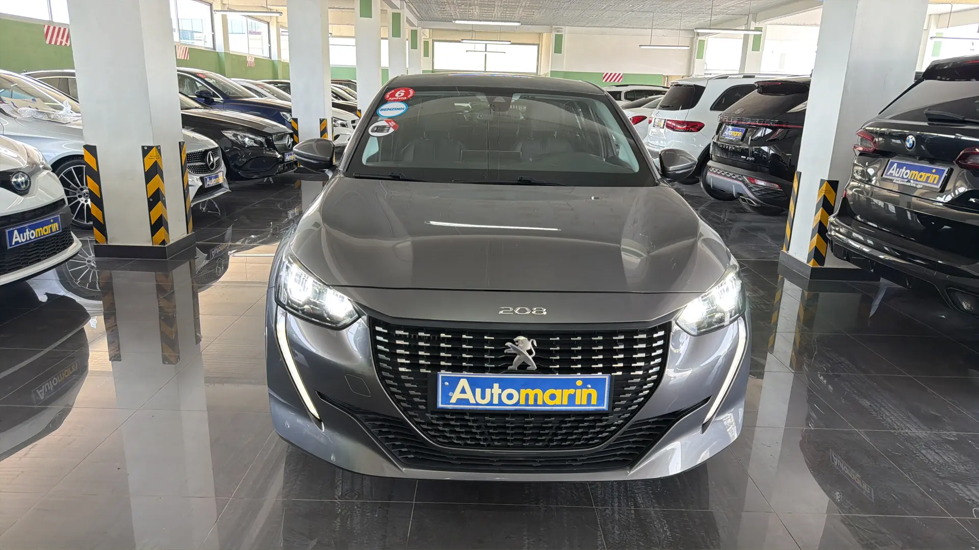 View 2 - Peugeot 208 - 2020