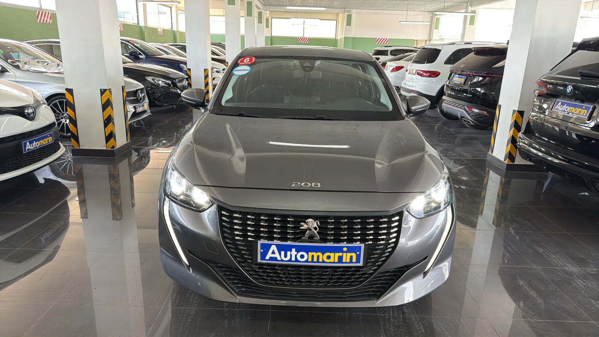 View 2 - Peugeot 208 - 2021