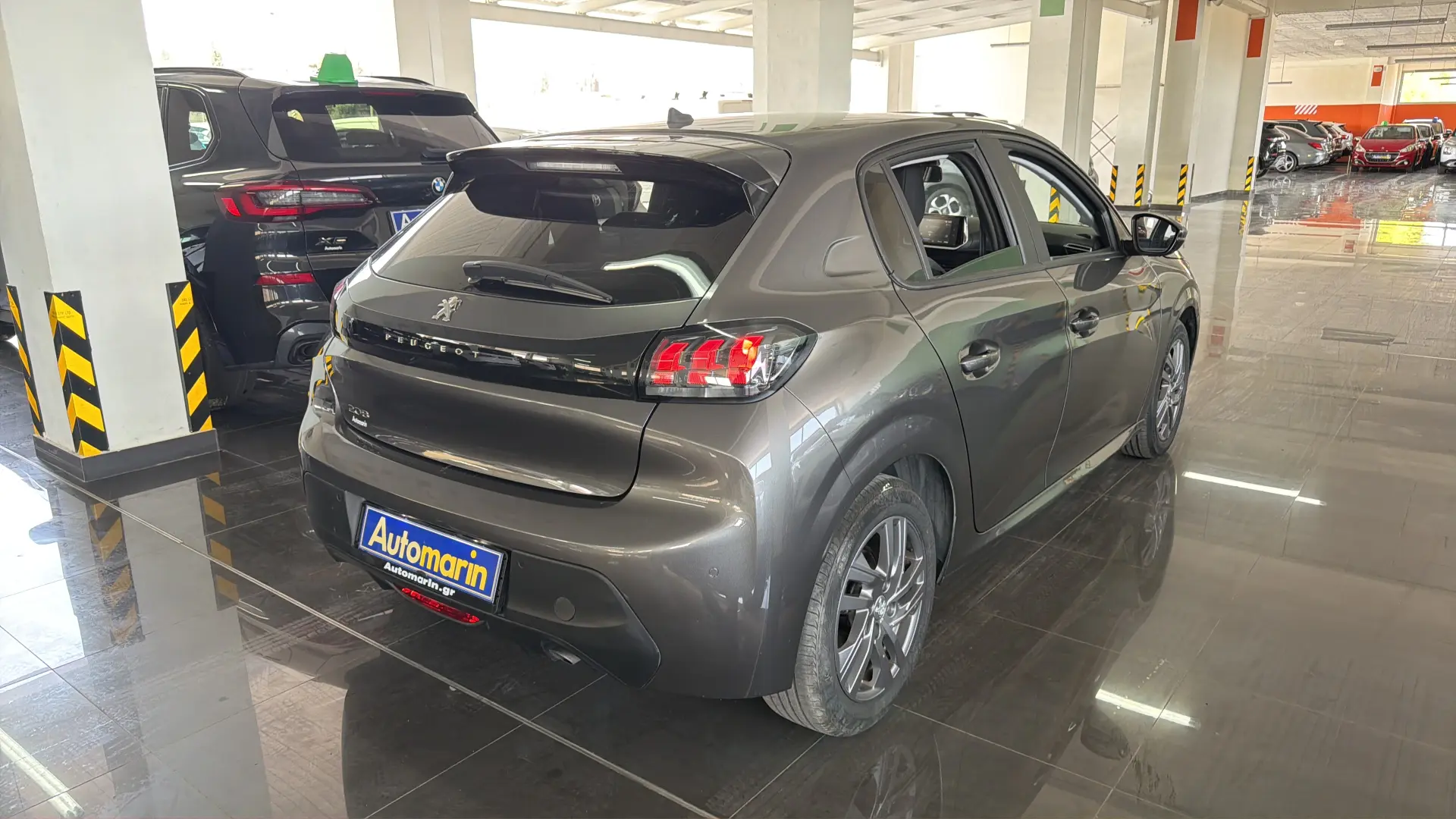 View 4 - Peugeot 208 - 2021