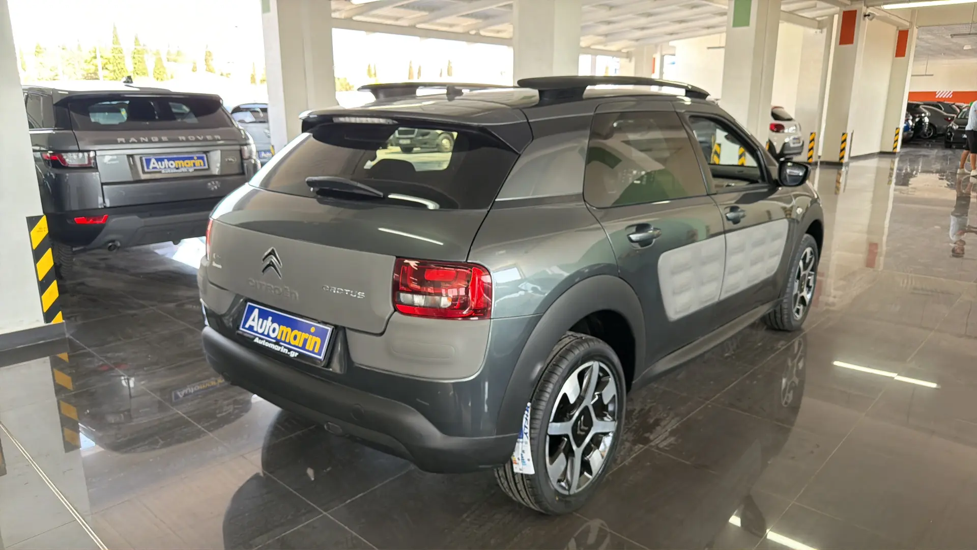 View 4 - Citroen C4 Cactus - 2017