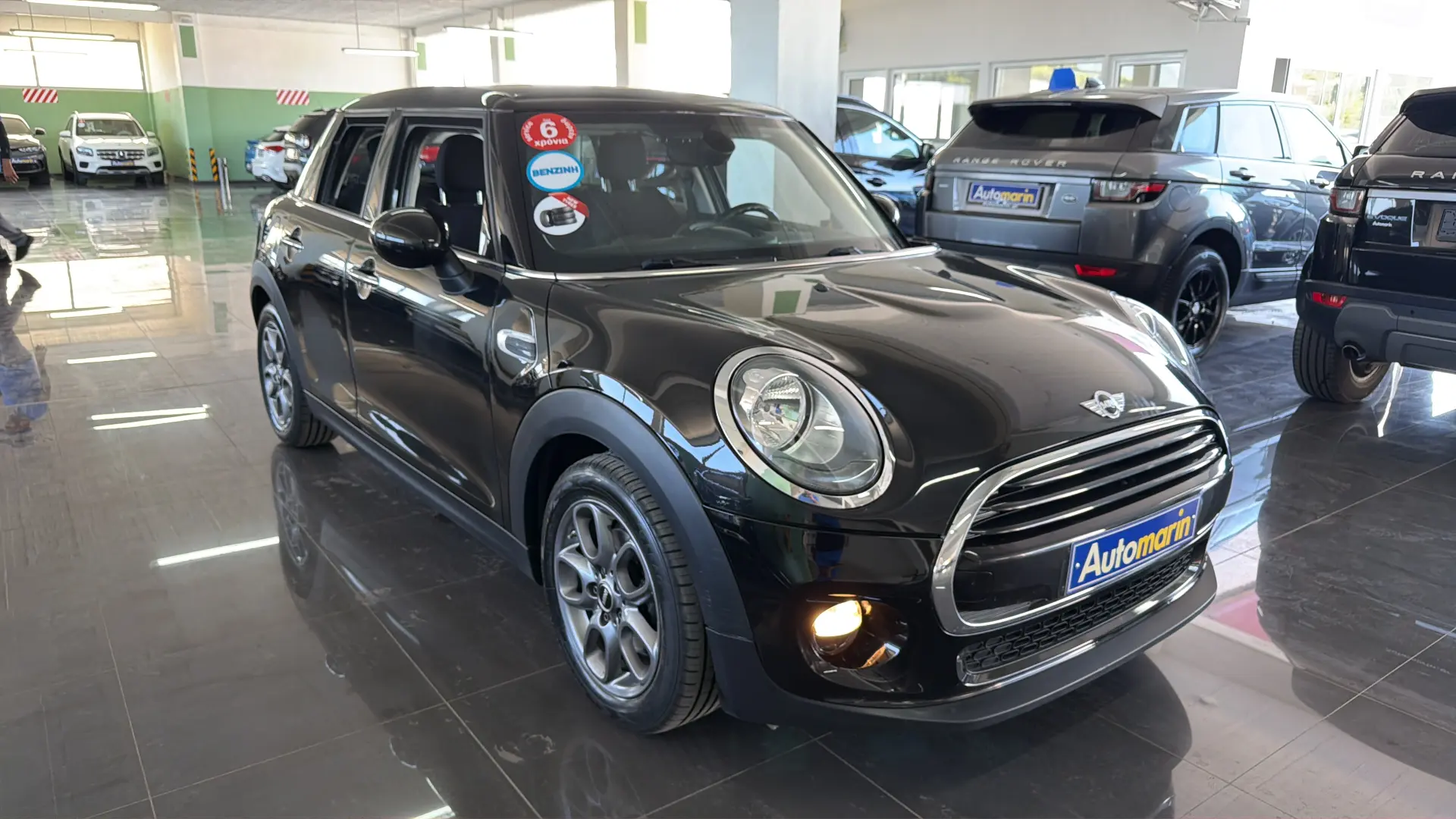 View 3 - Mini Cooper - 2018