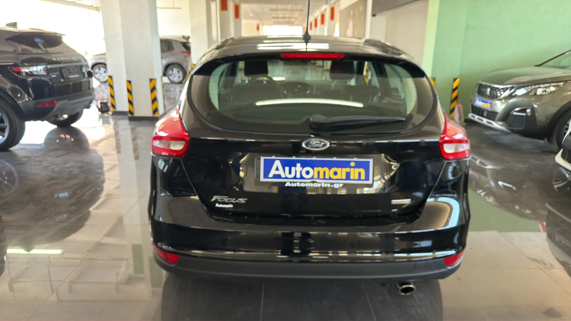 View 5 - Ford Focus - 2017