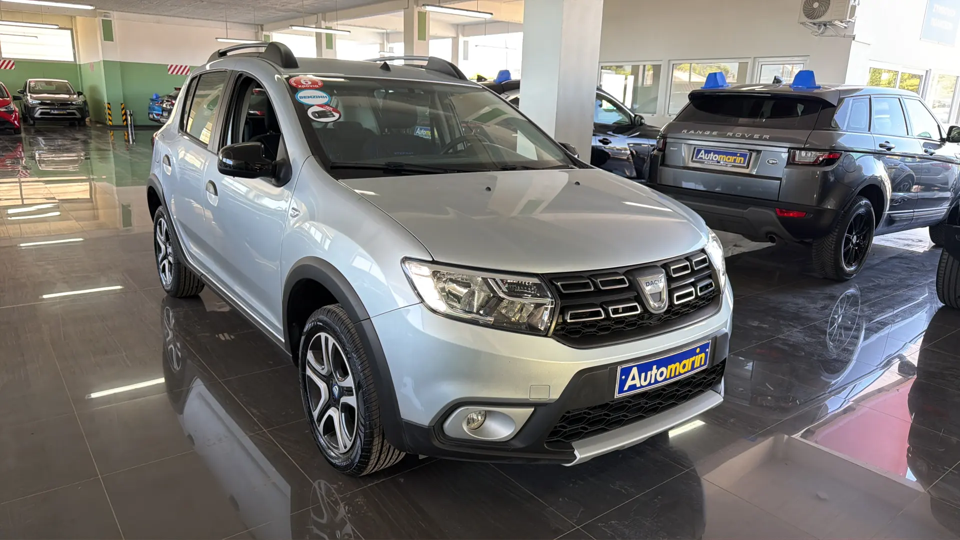 View 3 - Dacia Sandero - 2020