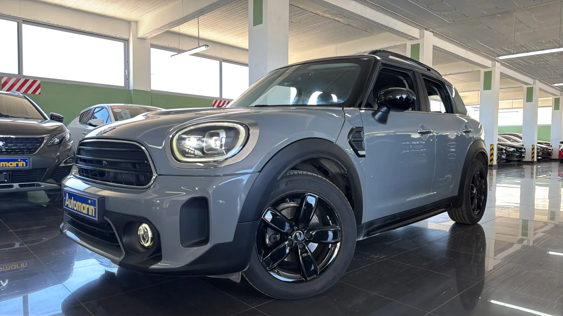 View 1 - Mini Countryman - 2022