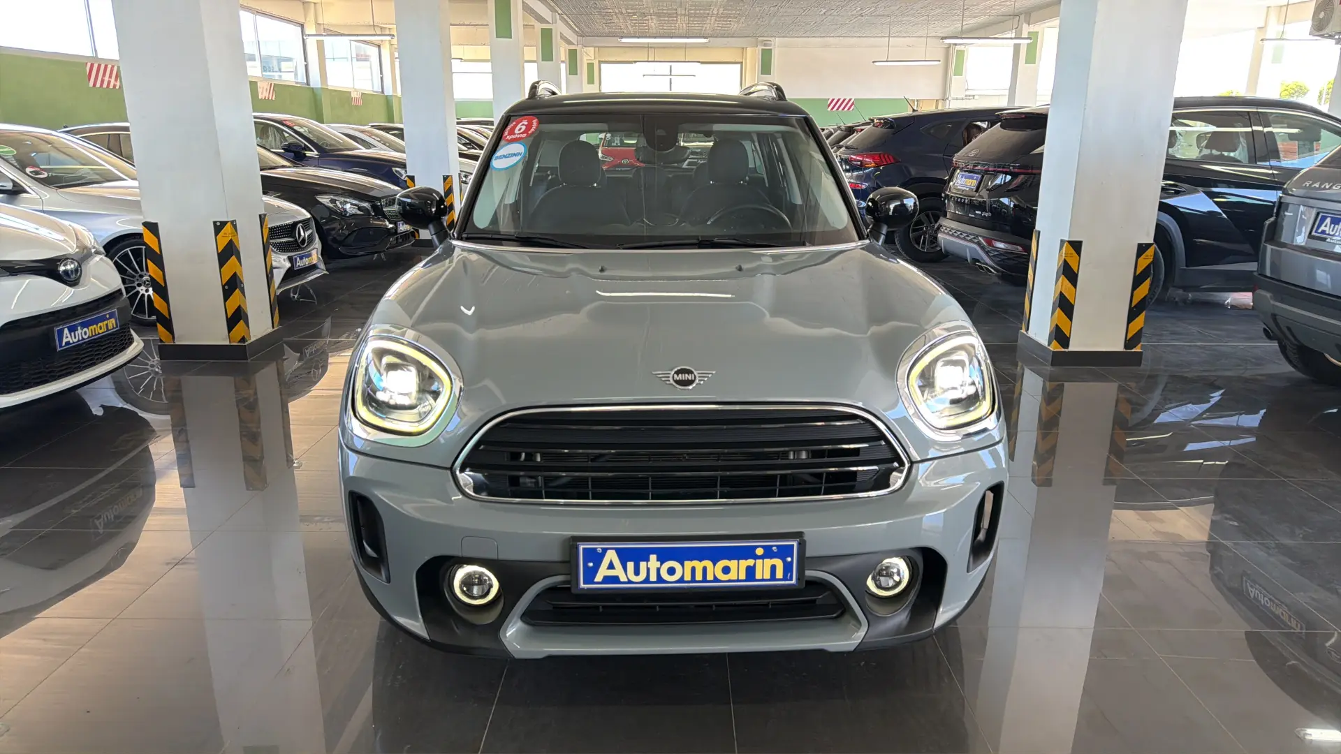 View 2 - Mini Countryman - 2022
