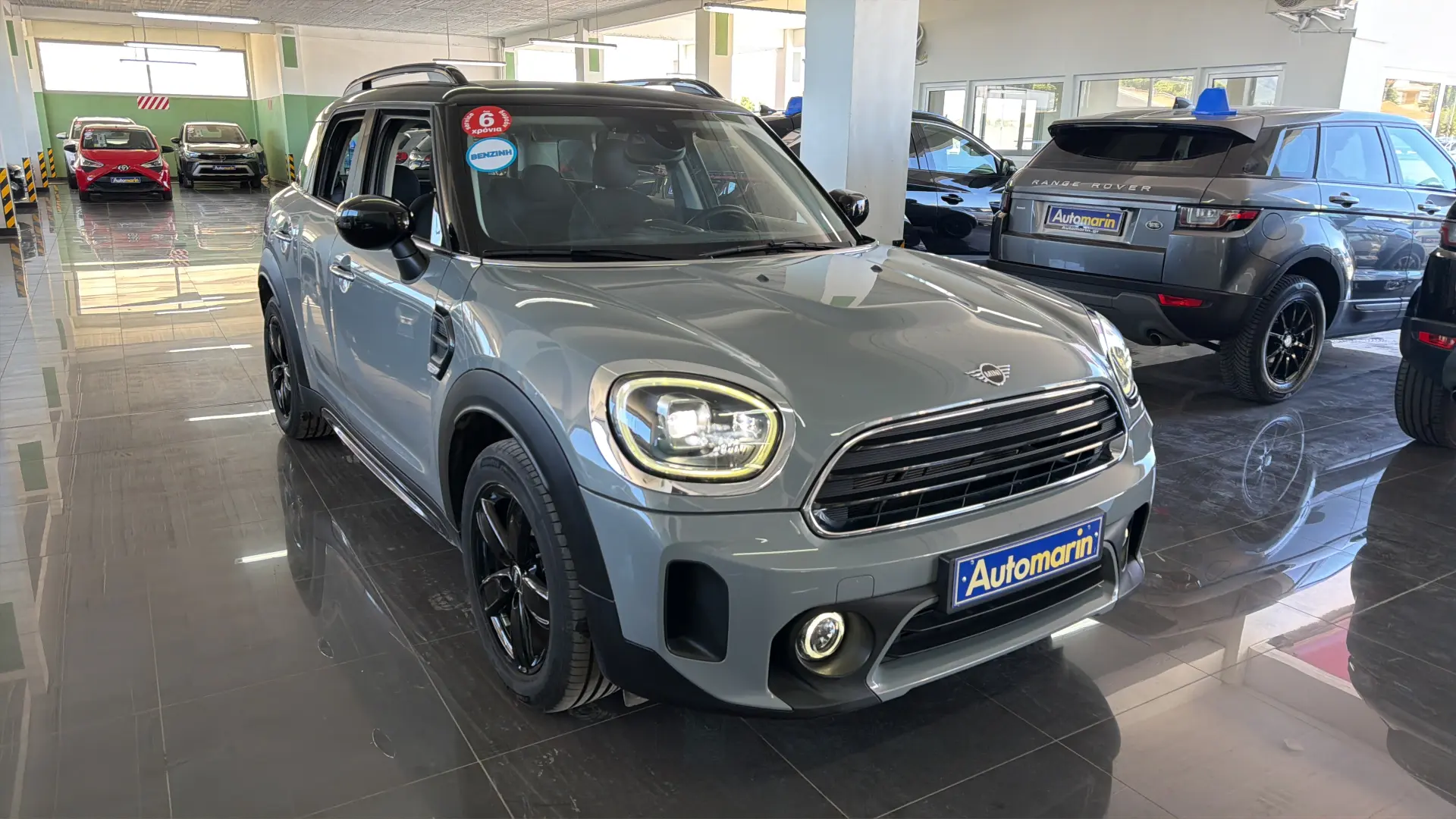 View 3 - Mini Countryman - 2022