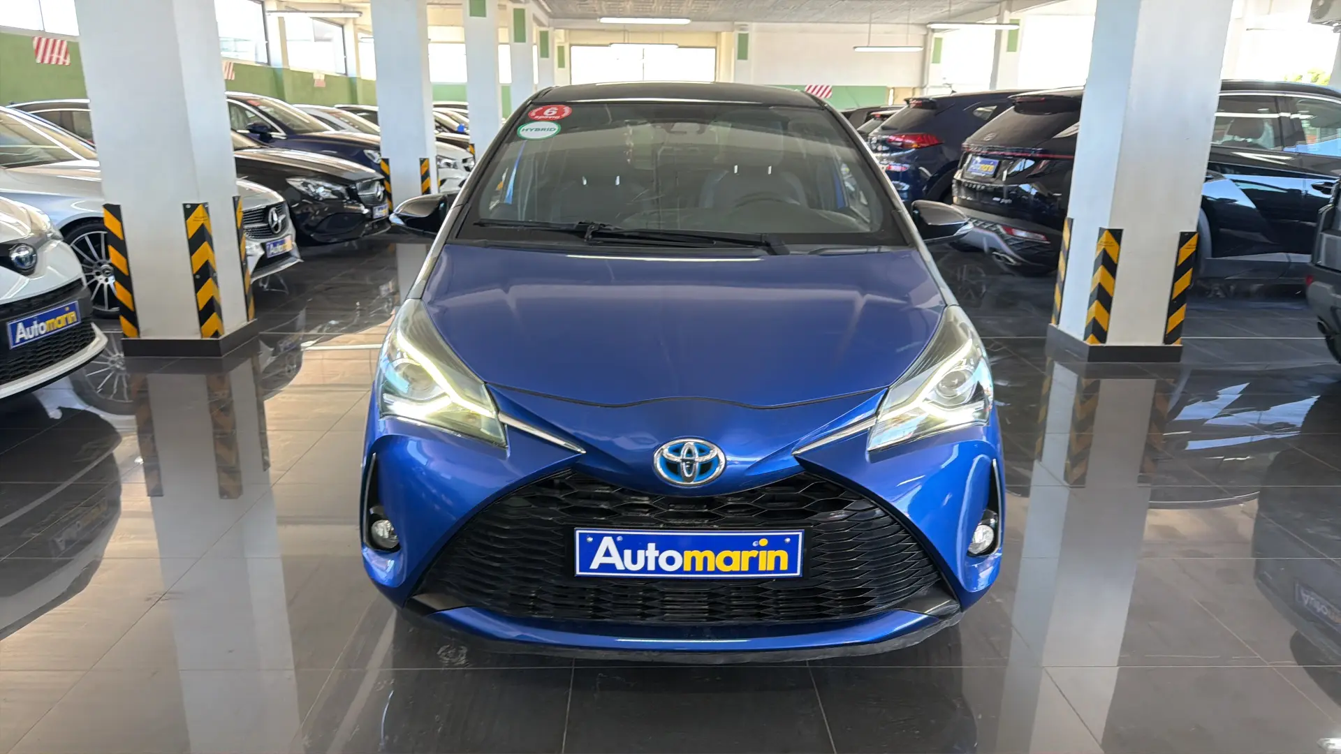 View 2 - Toyota Yaris - 2017