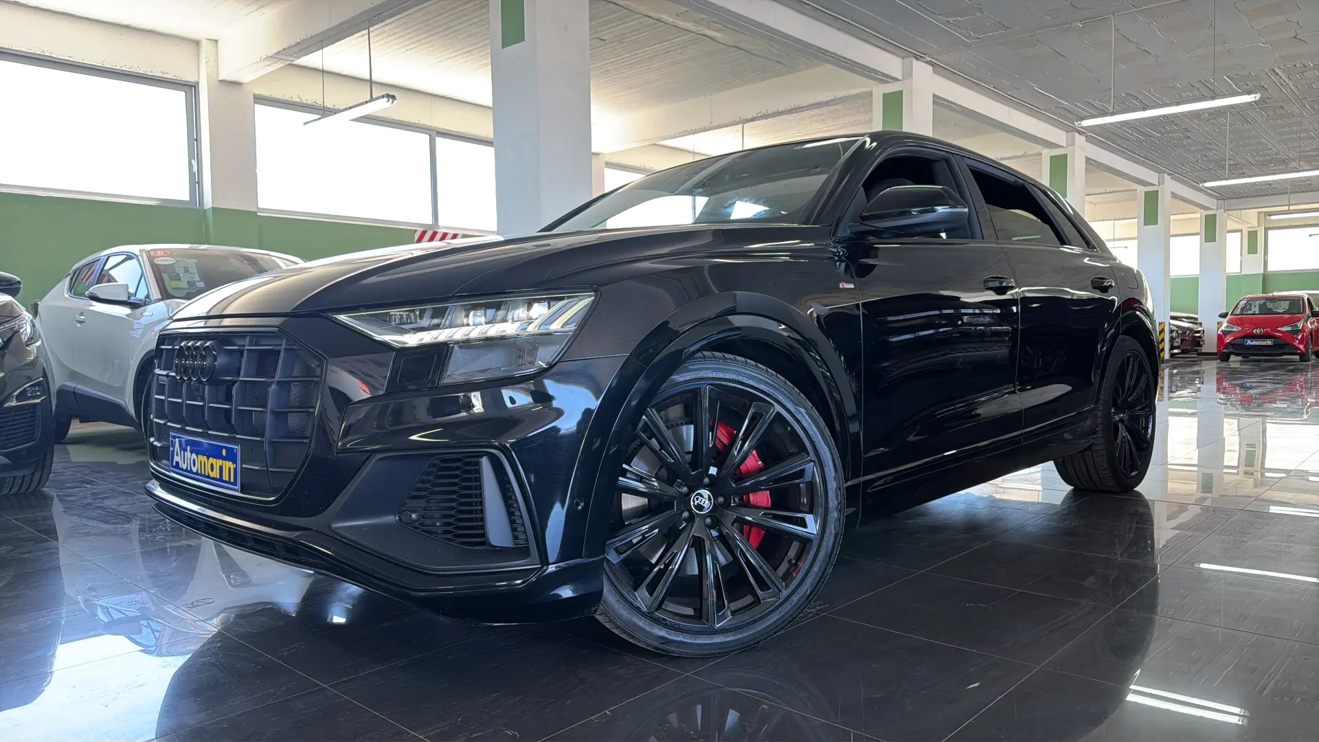 View 1 - AUDI Q8 - 2023