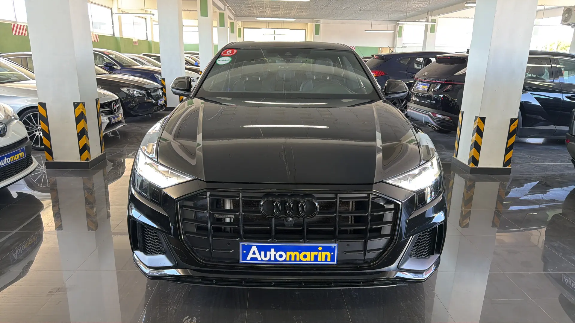 View 2 - AUDI Q8 - 2023