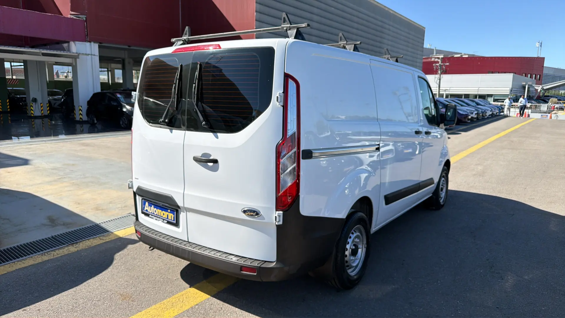 View 4 - Ford Transit - 2018