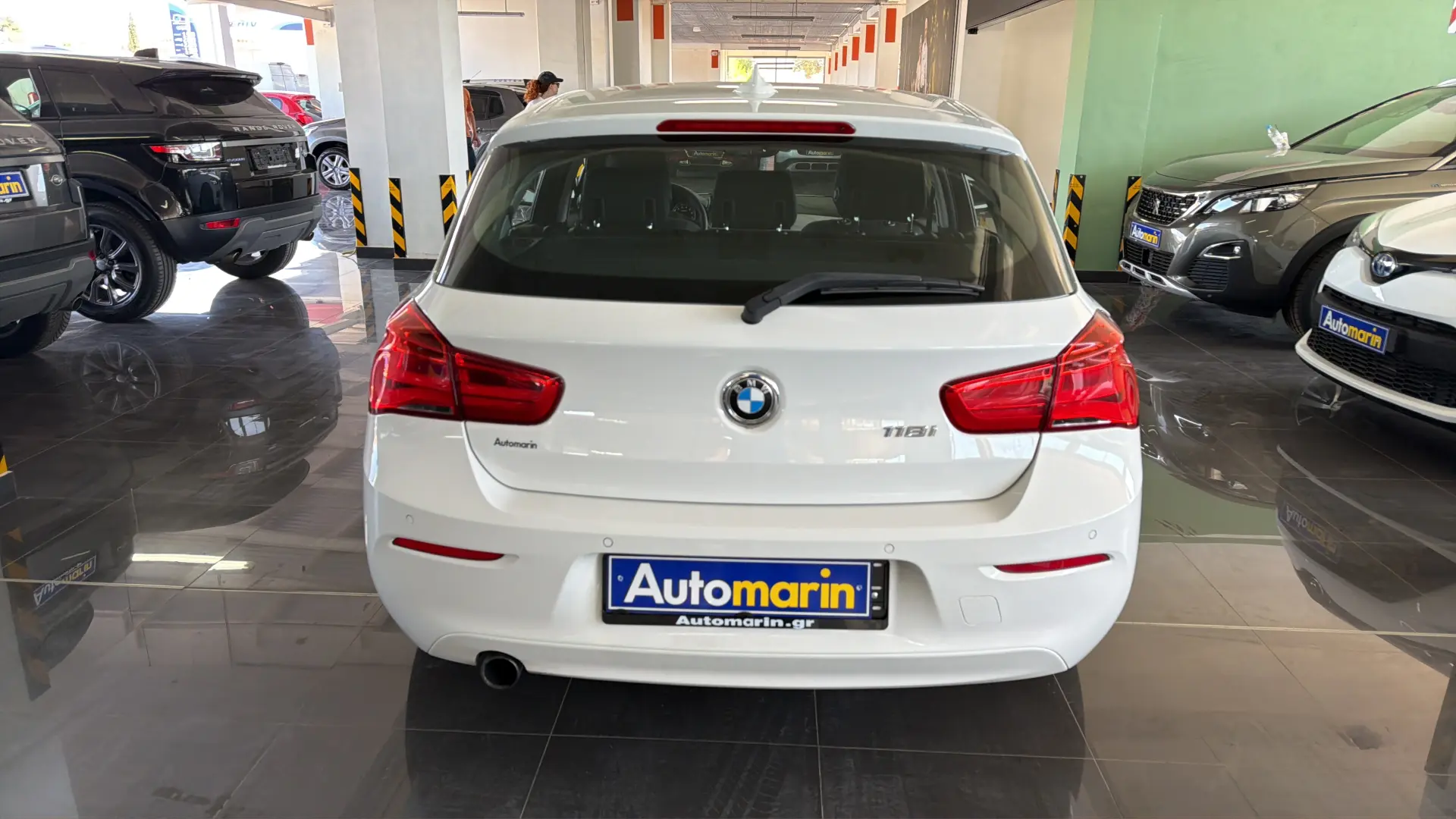 View 5 - BMW 118 - 2017