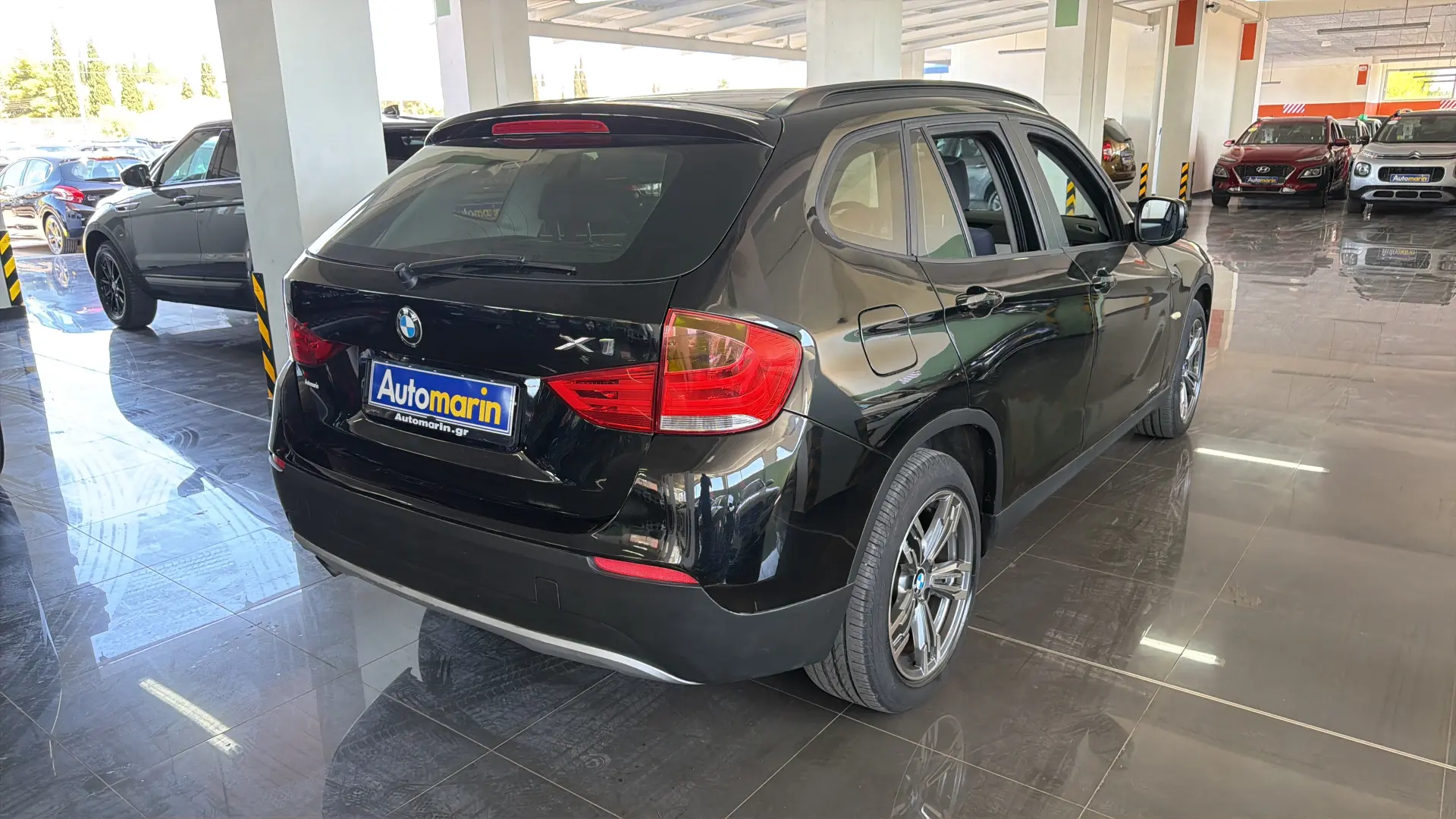 View 4 - BMW X1 - 2010