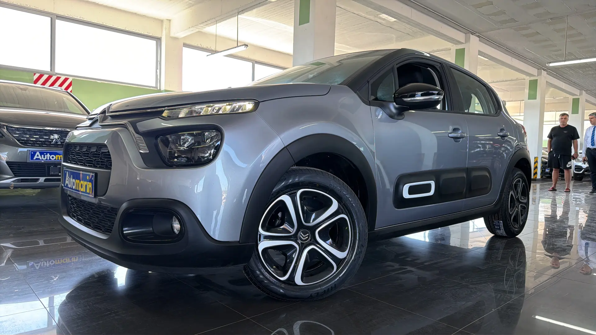 View 1 - Citroen C3 - 2021