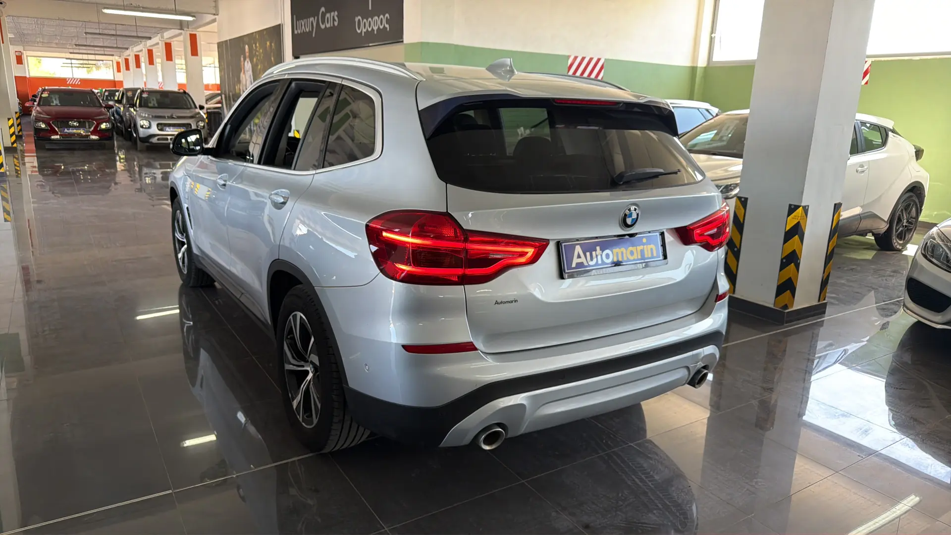 View 5 - BMW X3 - 2020
