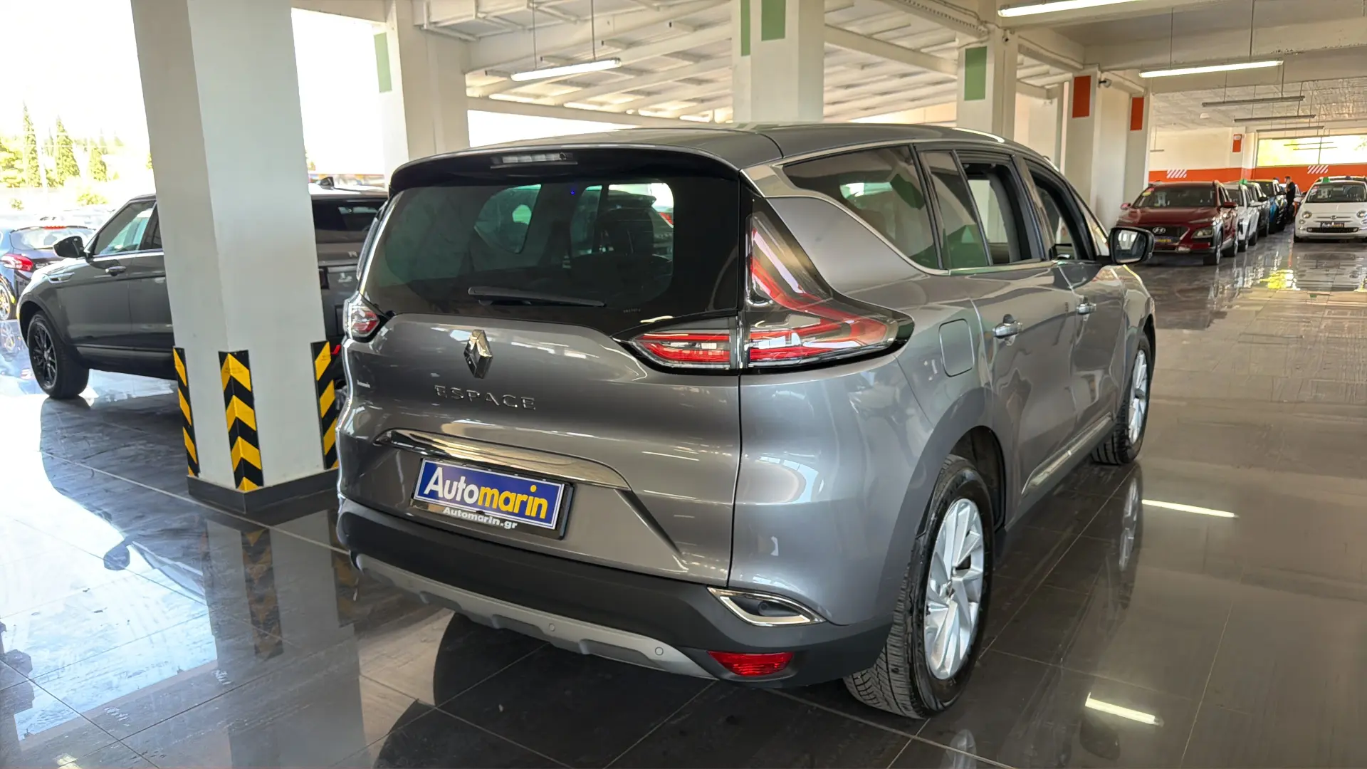 View 4 - Renault Espace - 2016