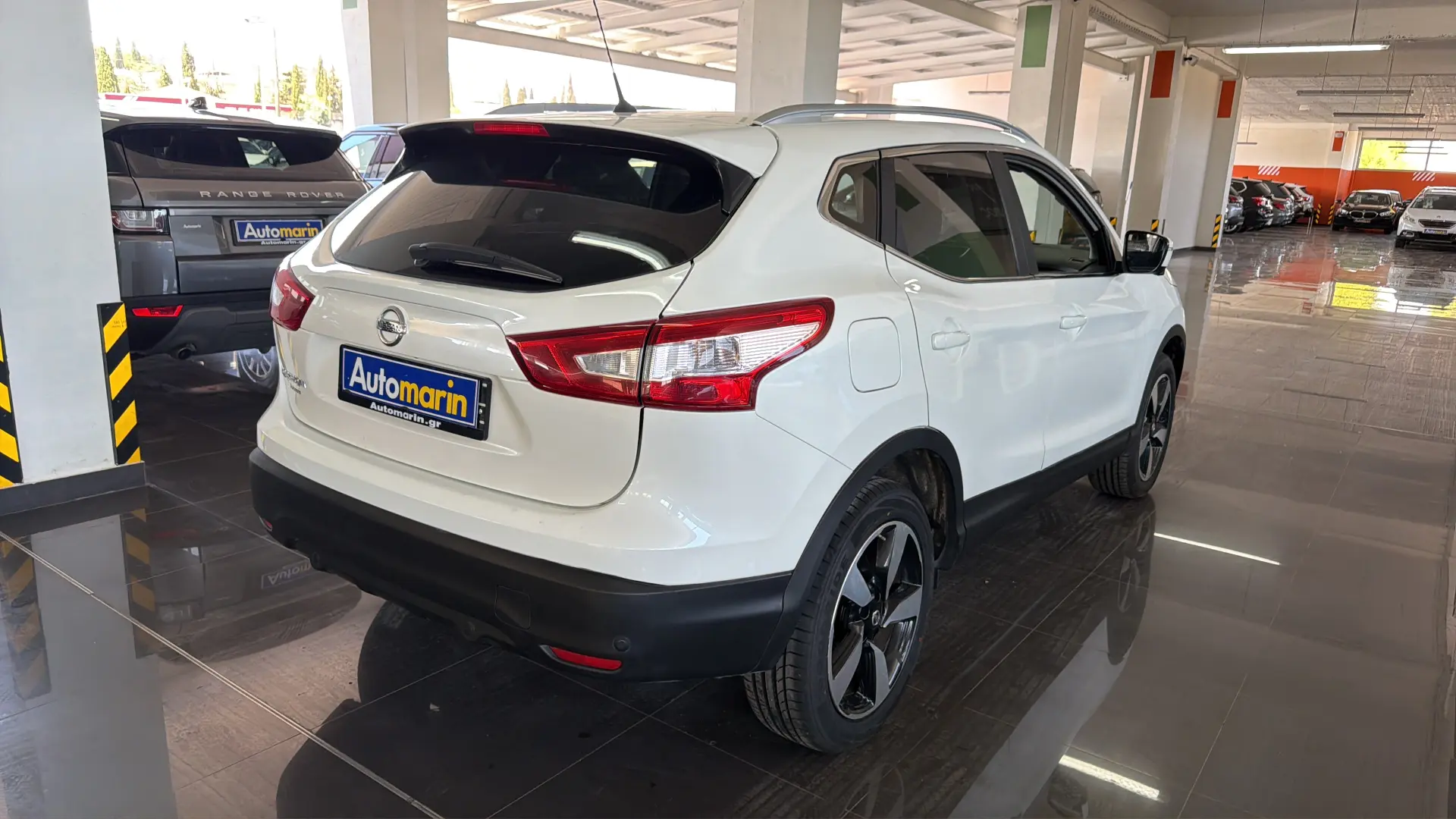 View 4 - Nissan Qashqai - 2016
