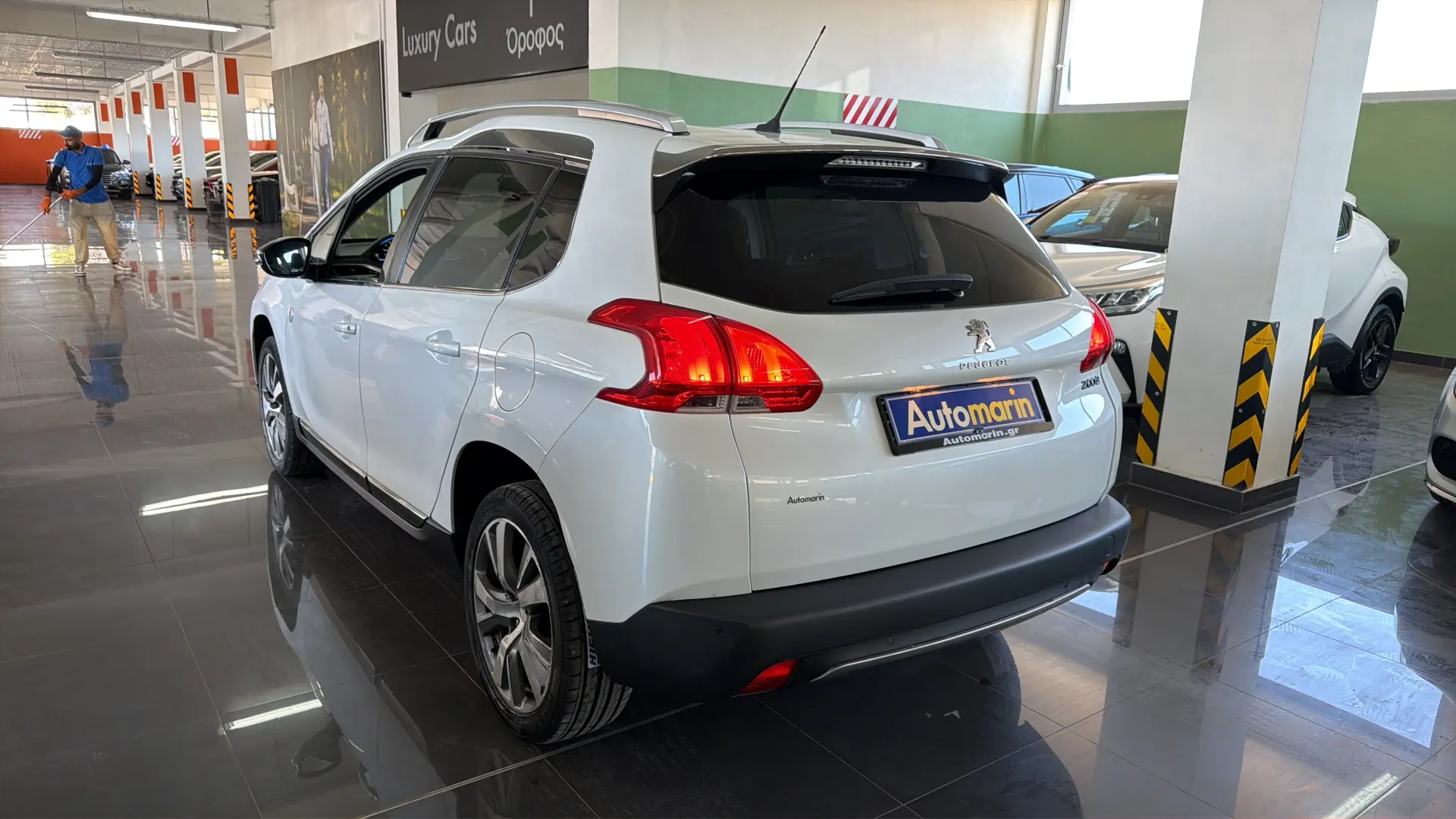 View 5 - Peugeot 2008 - 2016