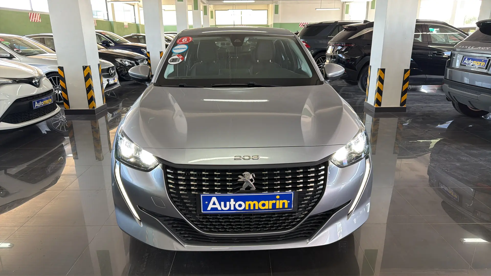 View 2 - Peugeot 208 - 2021