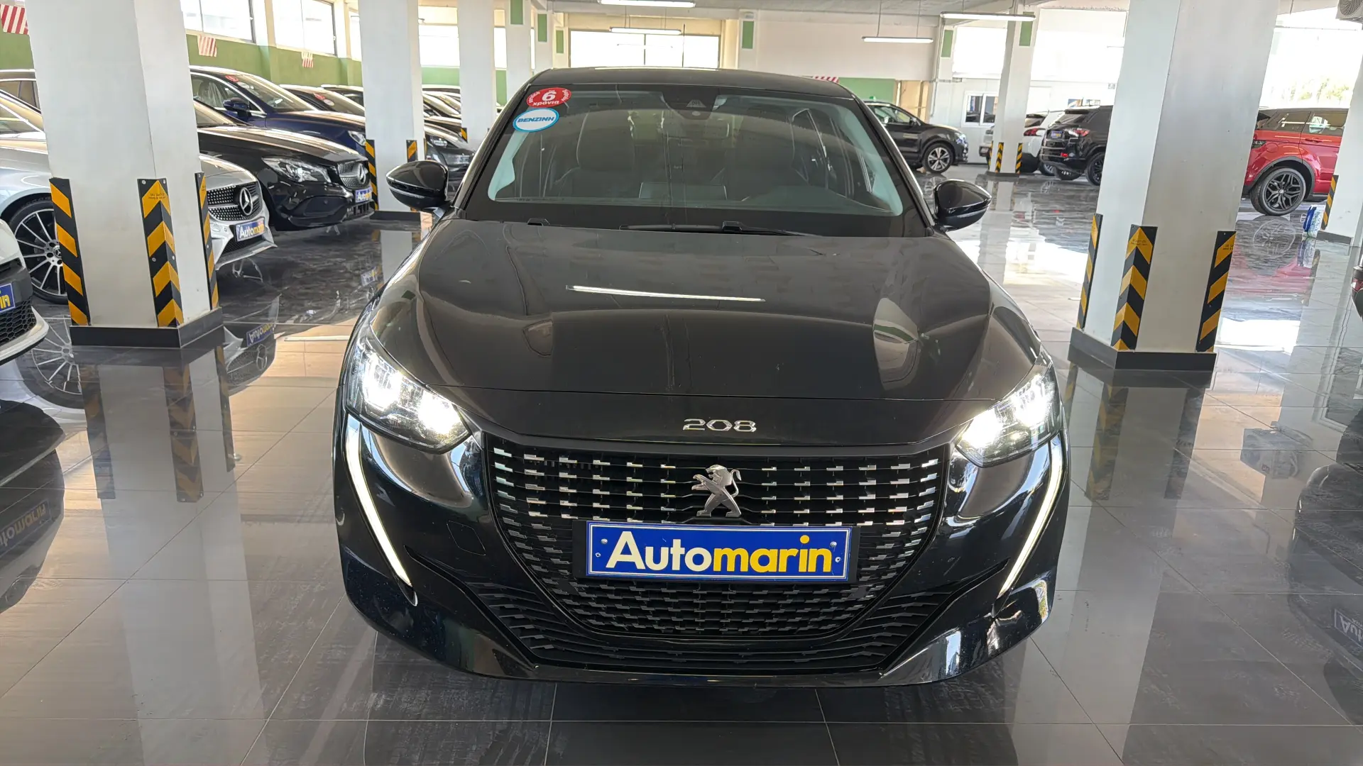 View 2 - Peugeot 208 - 2023