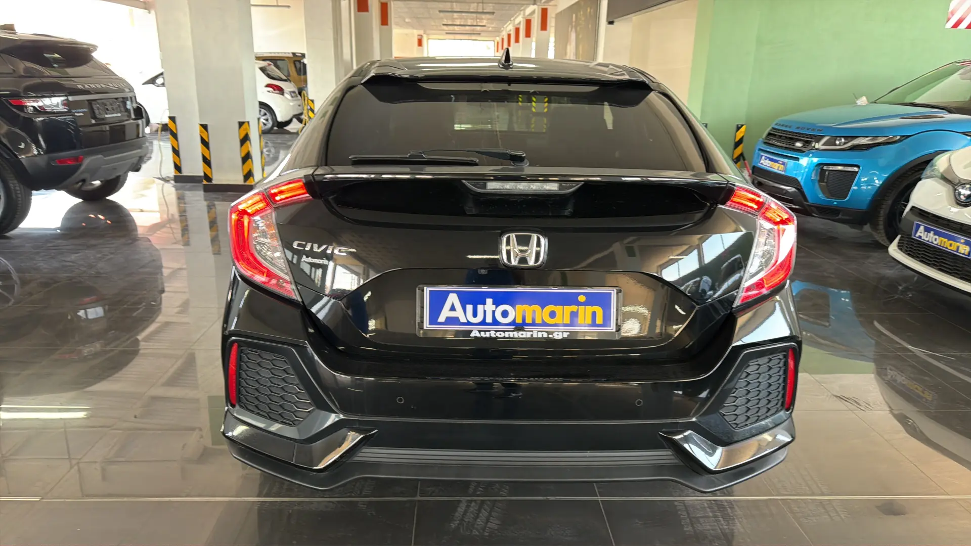 View 5 - Honda Civic - 2020