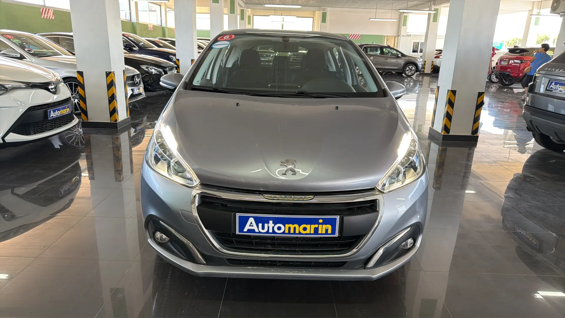 View 2 - Peugeot 208 - 2018