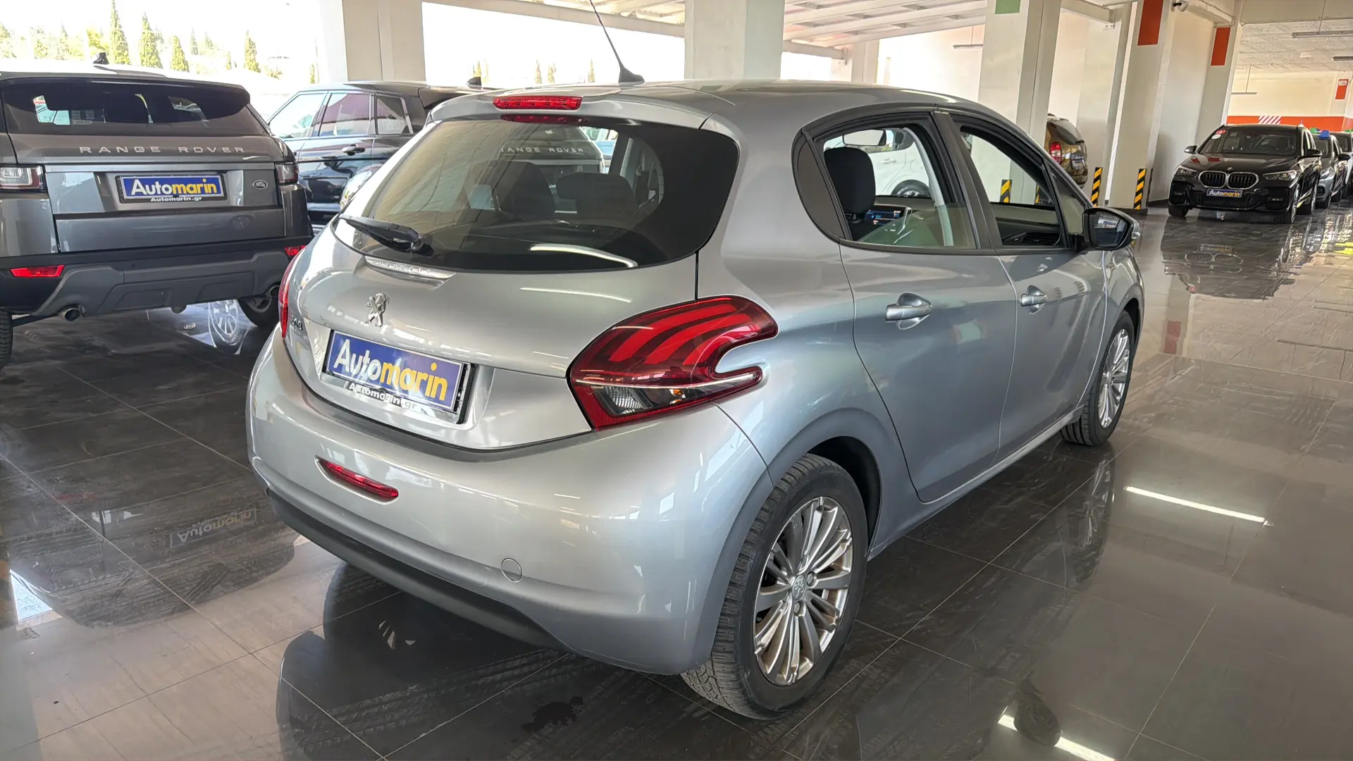 View 4 - Peugeot 208 - 2018