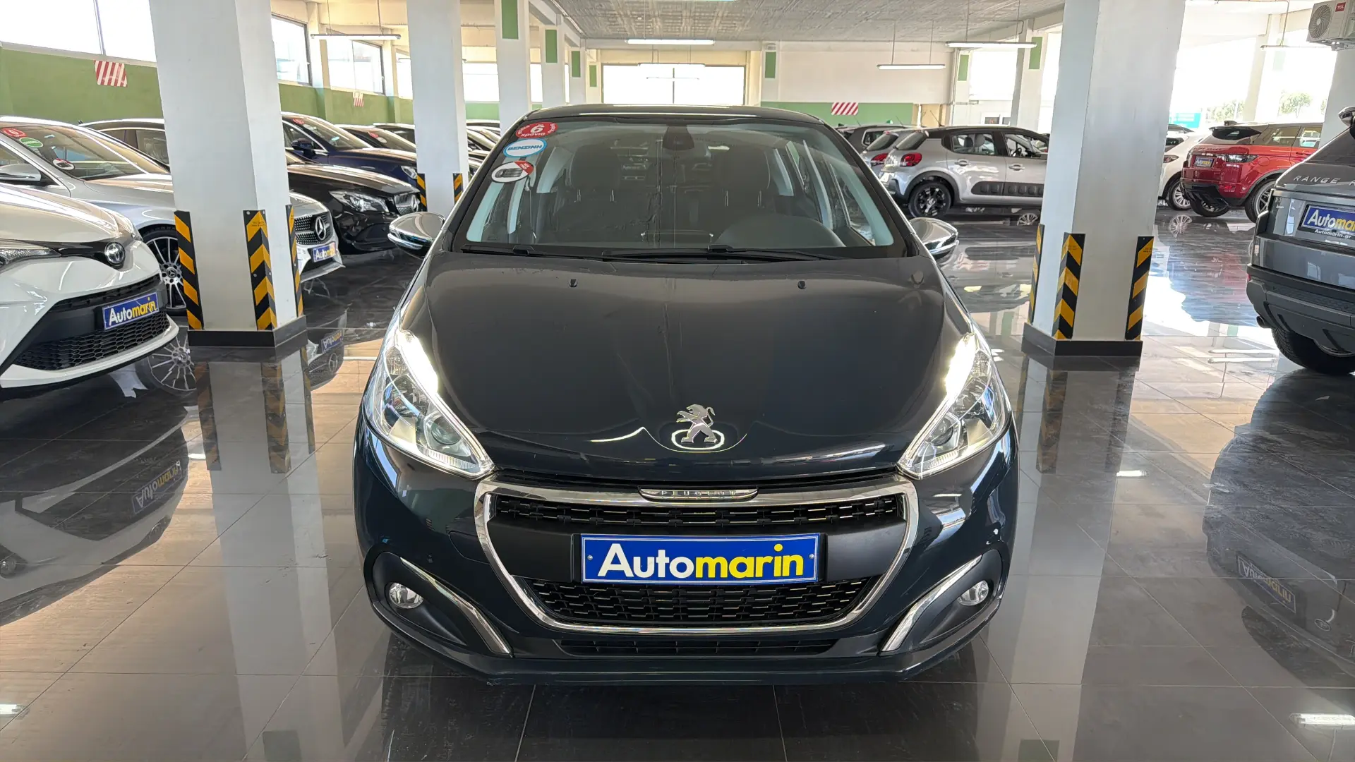 View 2 - Peugeot 208 - 2019