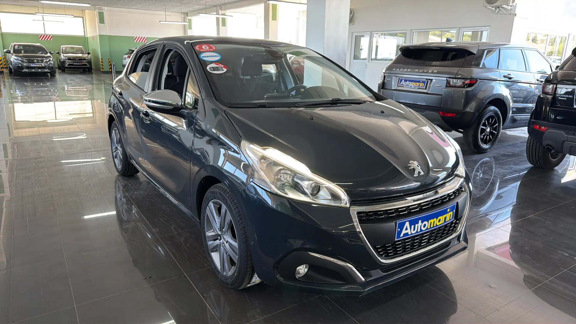 View 3 - Peugeot 208 - 2019