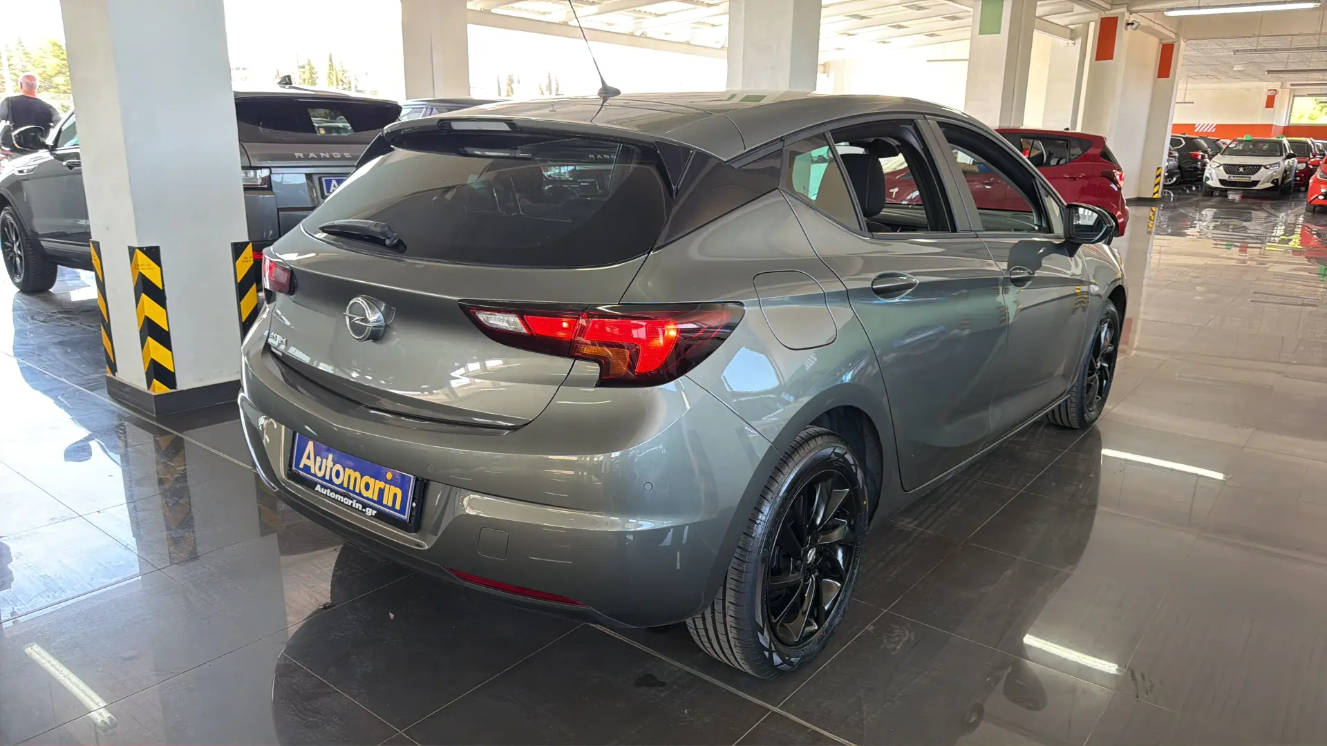 View 4 - Opel Astra - 2021