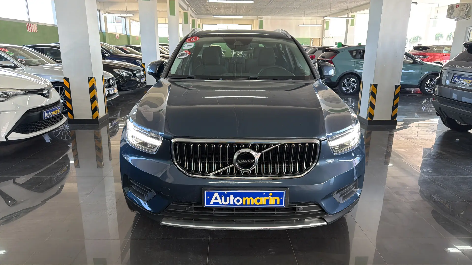 View 2 - Volvo XC40 - 2022