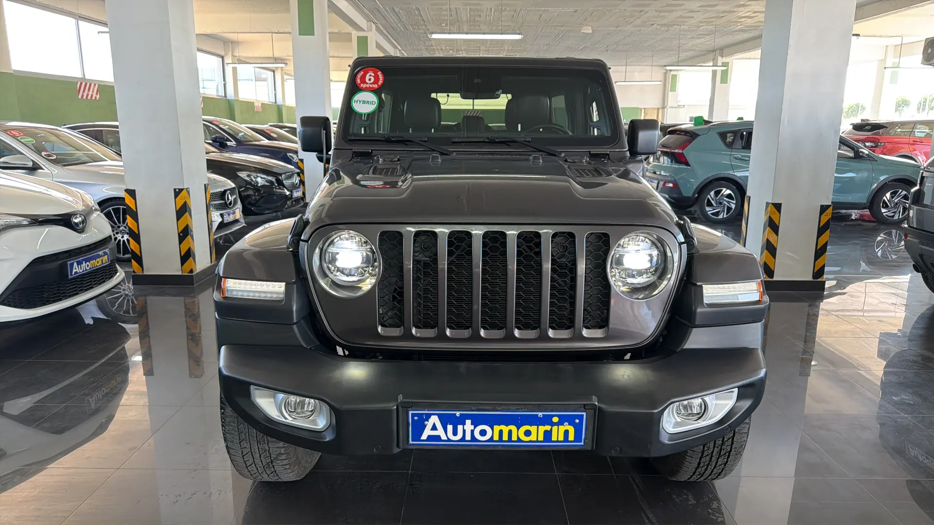 View 2 - Jeep Wrangler - 2021