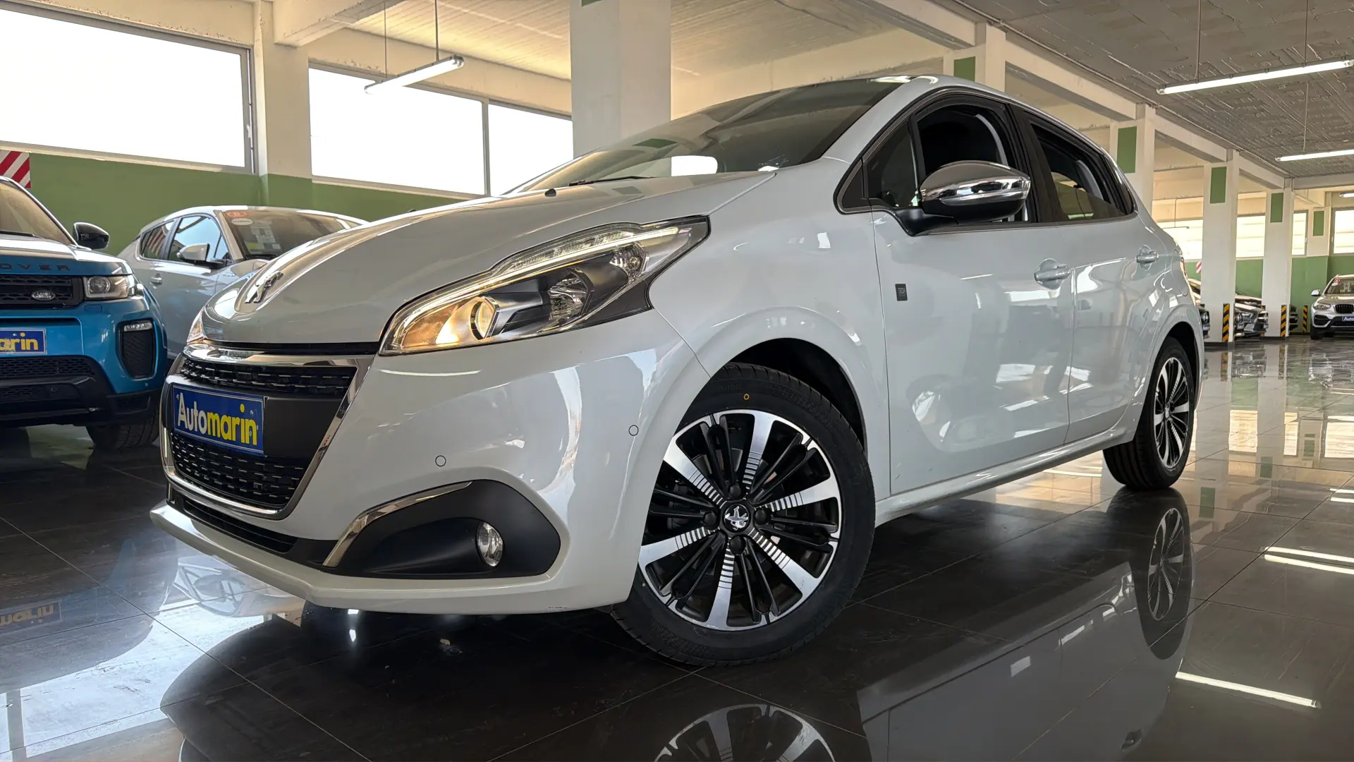 View 1 - Peugeot 208 - 2019