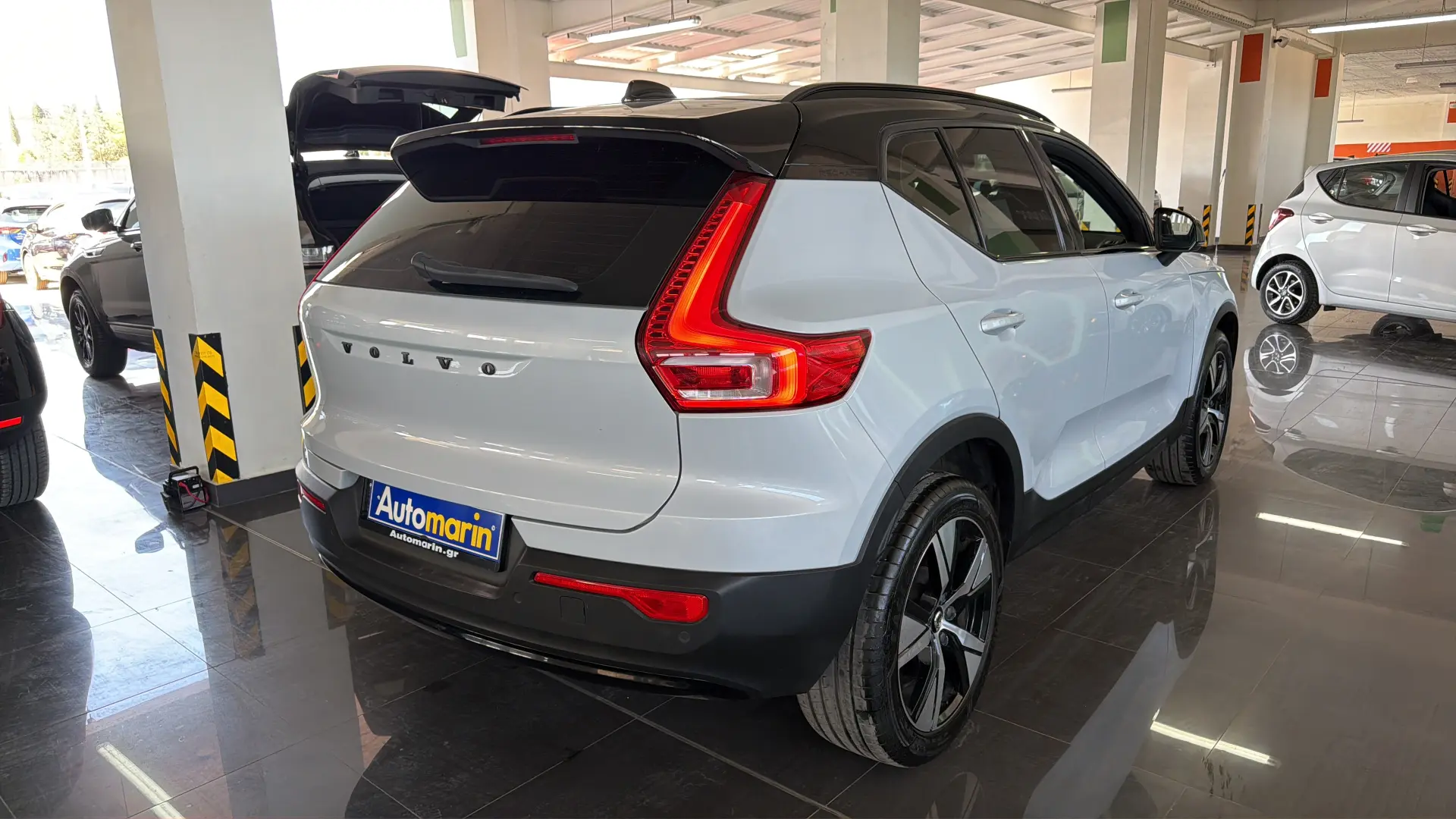 View 4 - Volvo XC40 - 2022