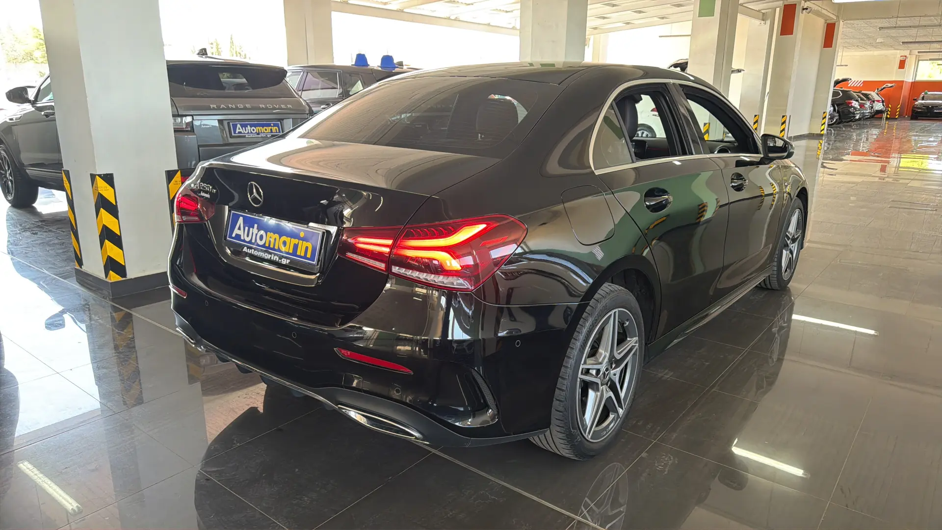 View 4 - Mercedes-Benz A 250 - 2020