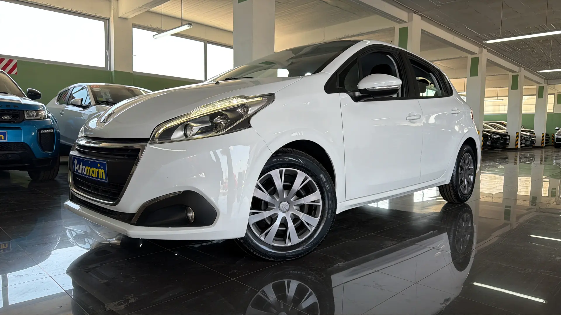 View 1 - Peugeot 208 - 2019
