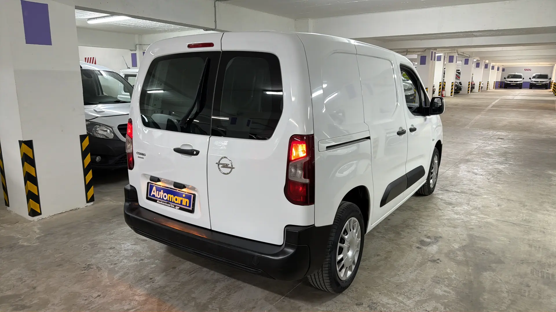 View 4 - Opel Combo - 2021