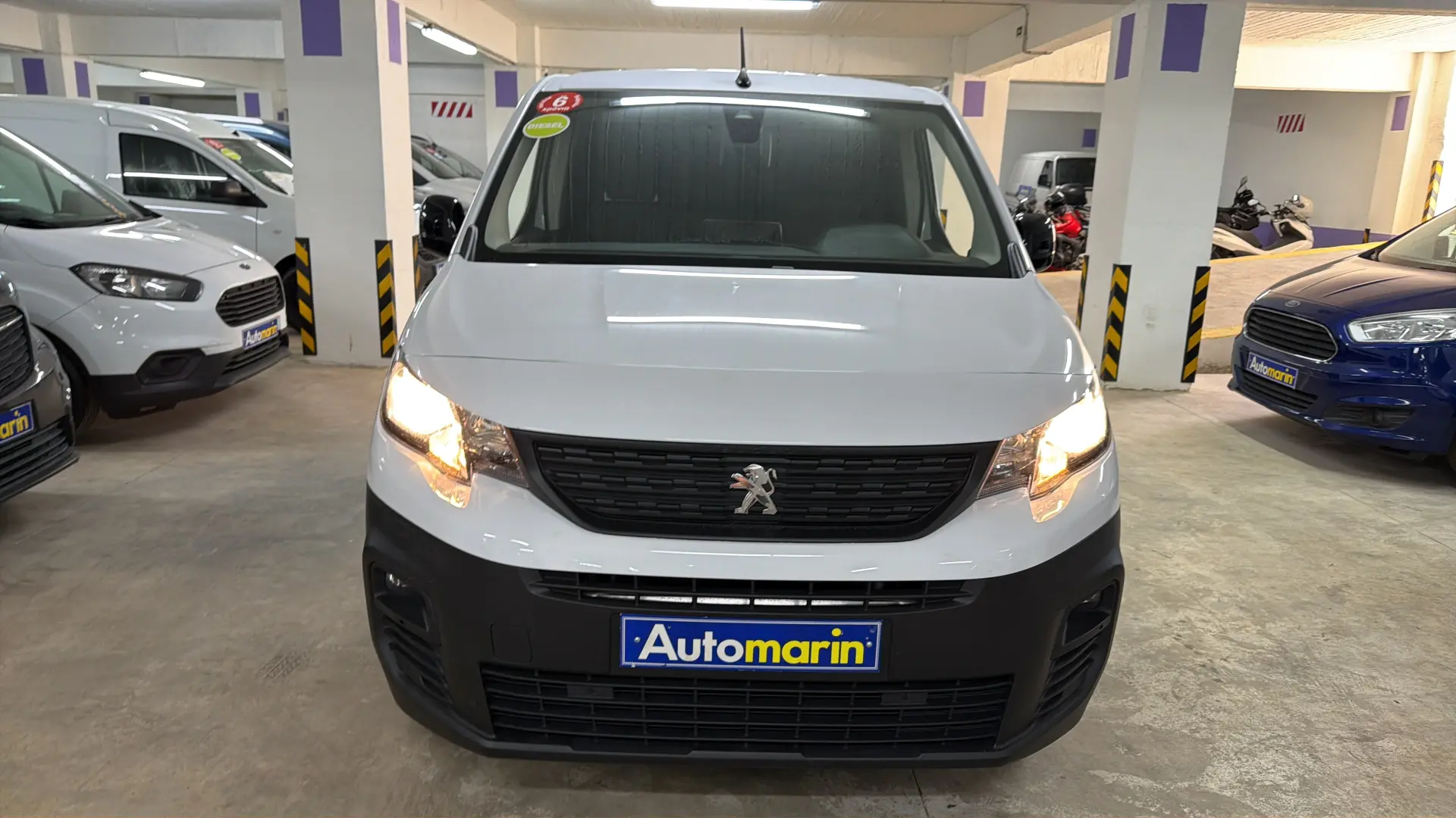 View 2 - Peugeot Partner - 2022