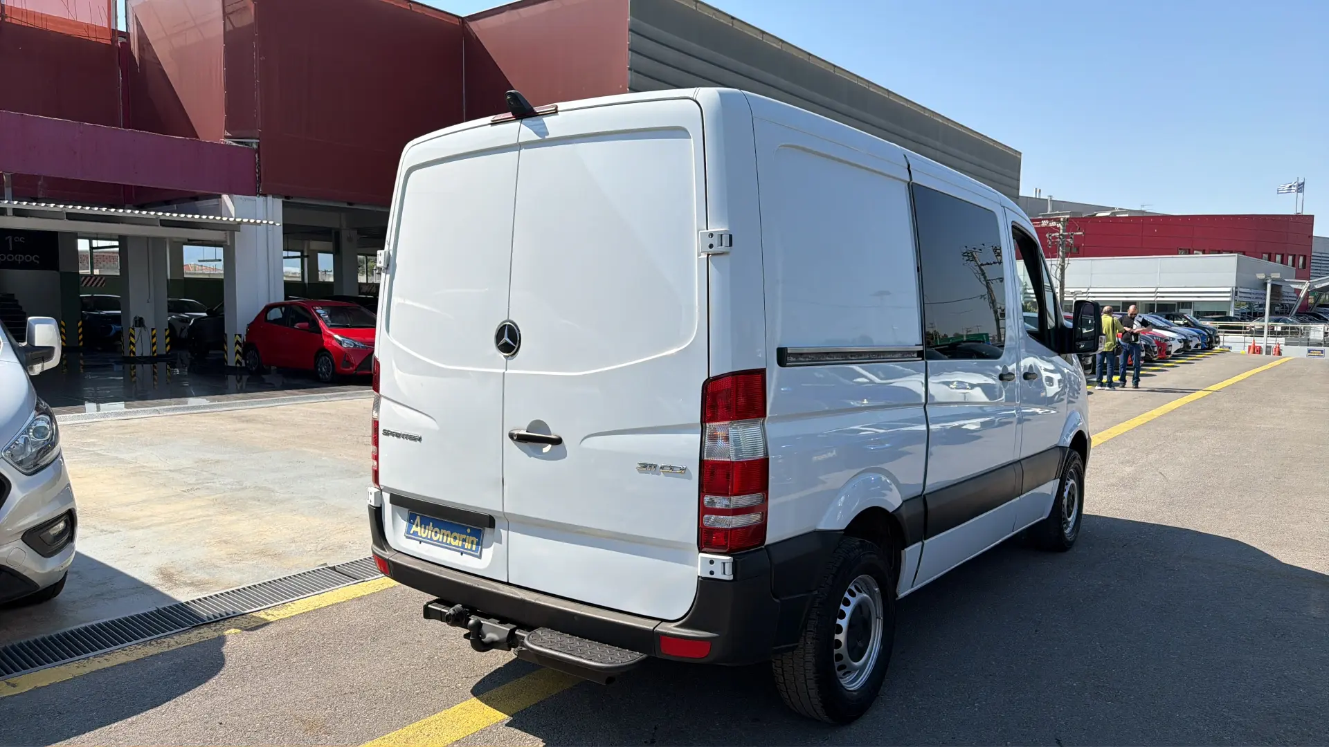 View 4 - Mercedes-Benz Sprinter - 2018