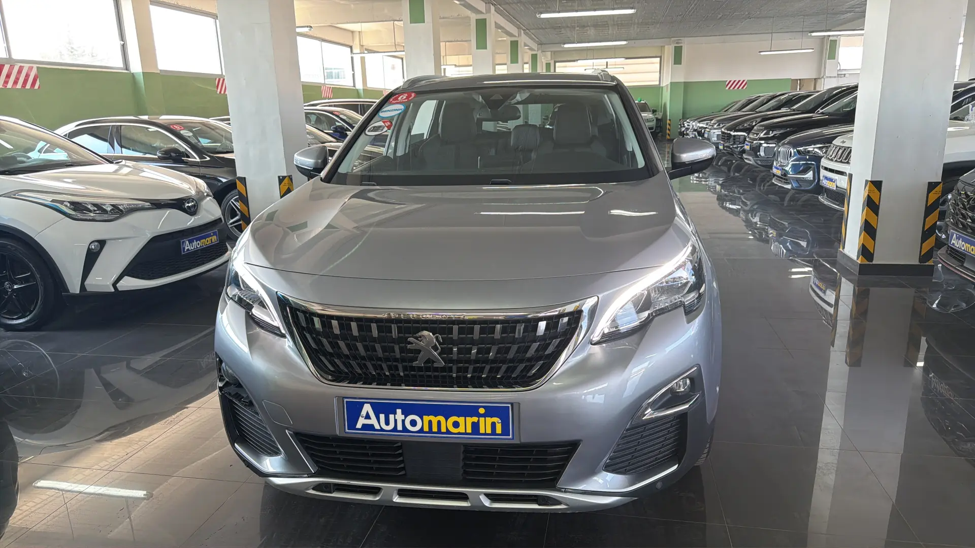 View 2 - Peugeot 5008 - 2020
