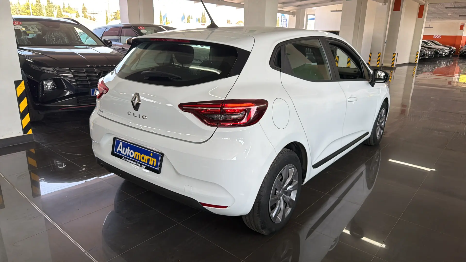 View 4 - Renault Clio - 2022