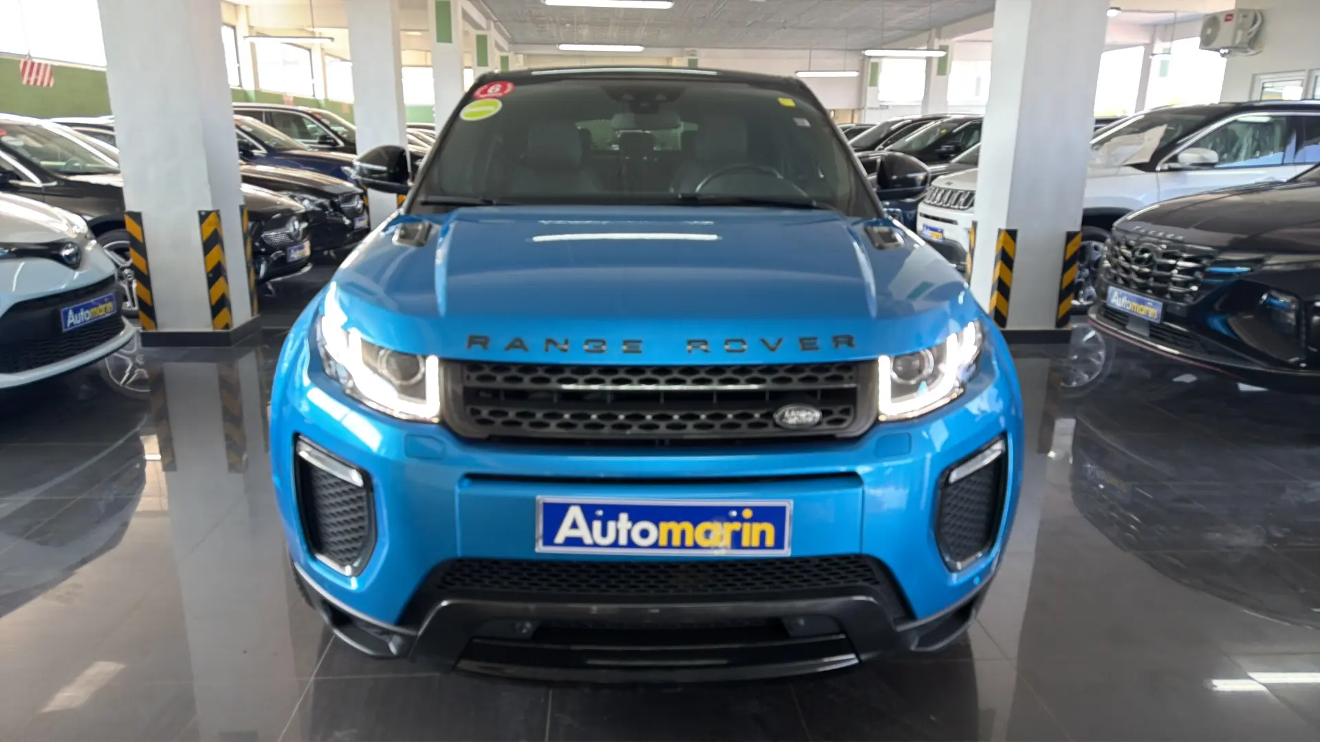 View 2 - Land Rover Range Rover Evoque - 2017