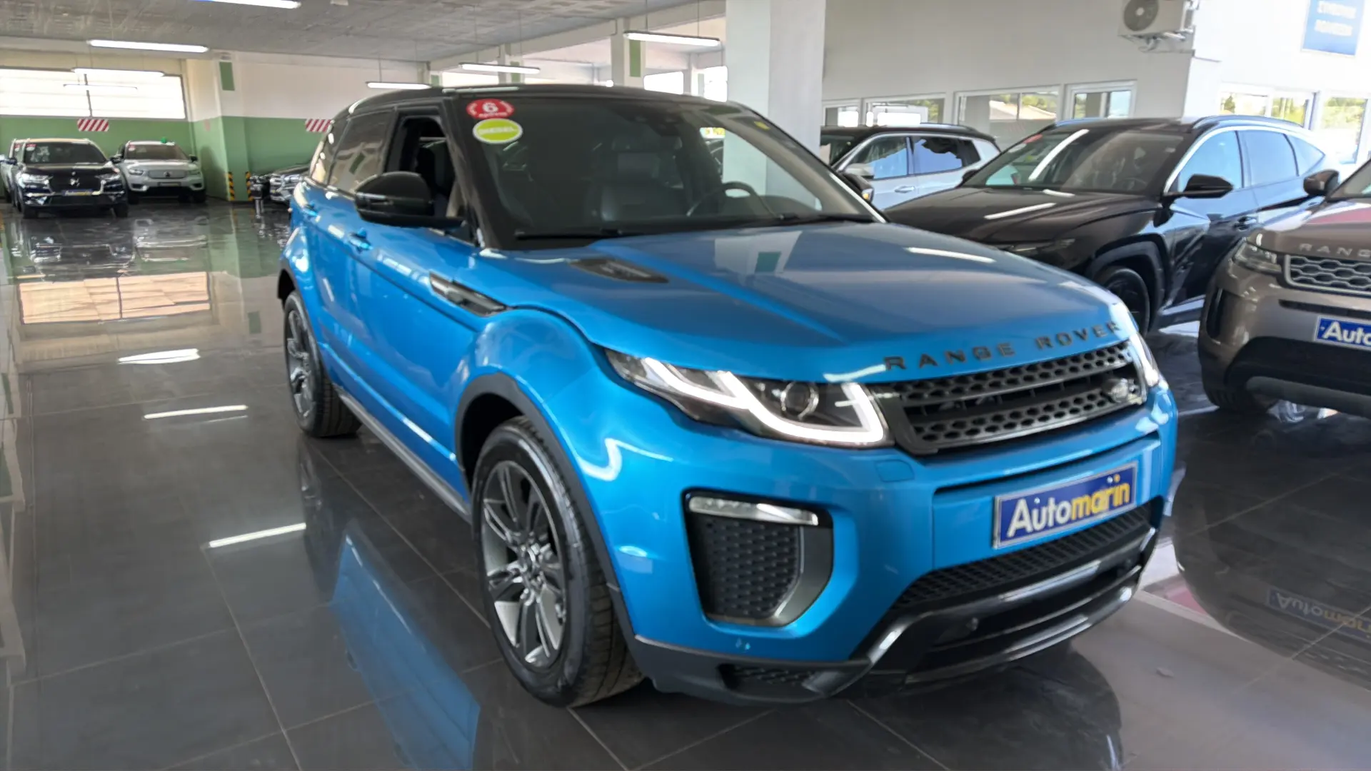 View 3 - Land Rover Range Rover Evoque - 2017