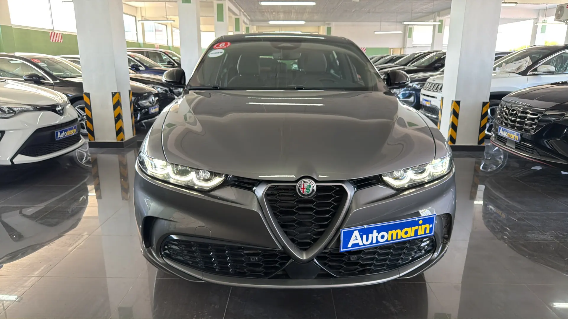 View 2 - Alfa Romeo Tonale - 2023