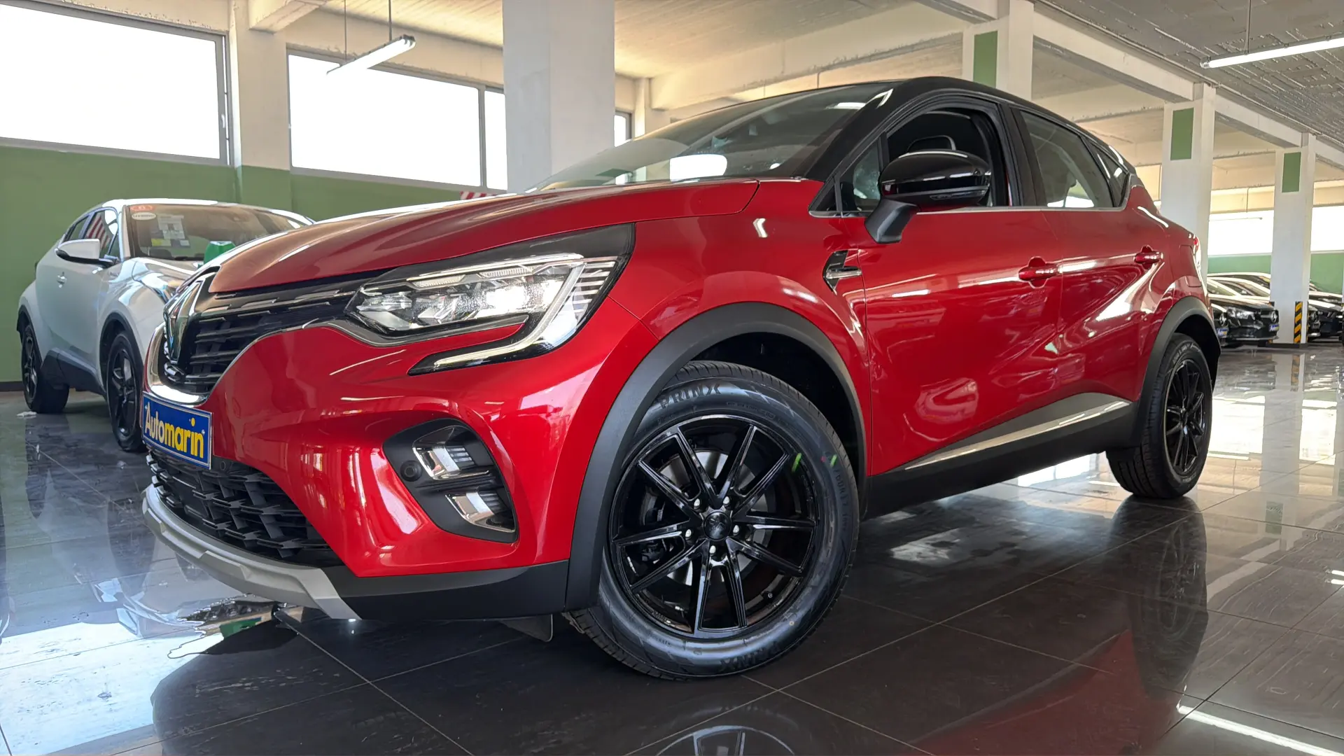 View 1 - Renault Captur - 2021