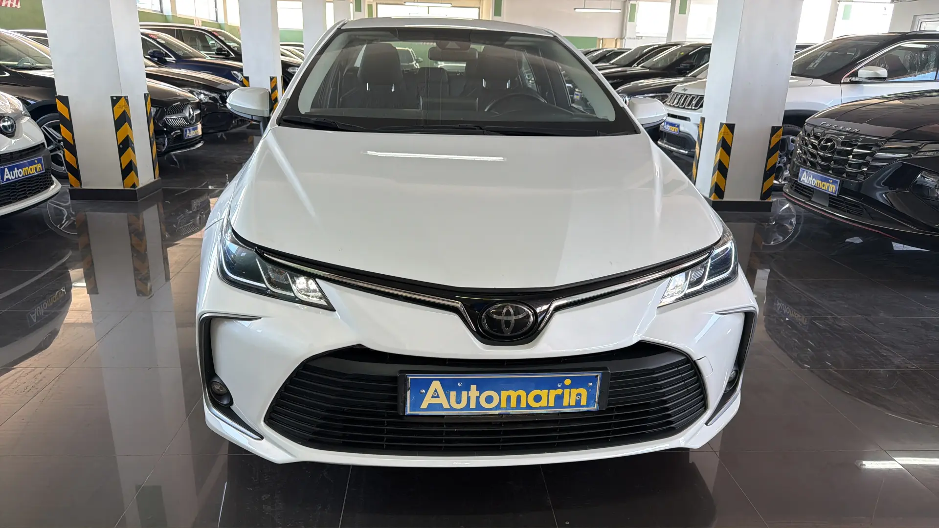 View 2 - Toyota Corolla - 2022