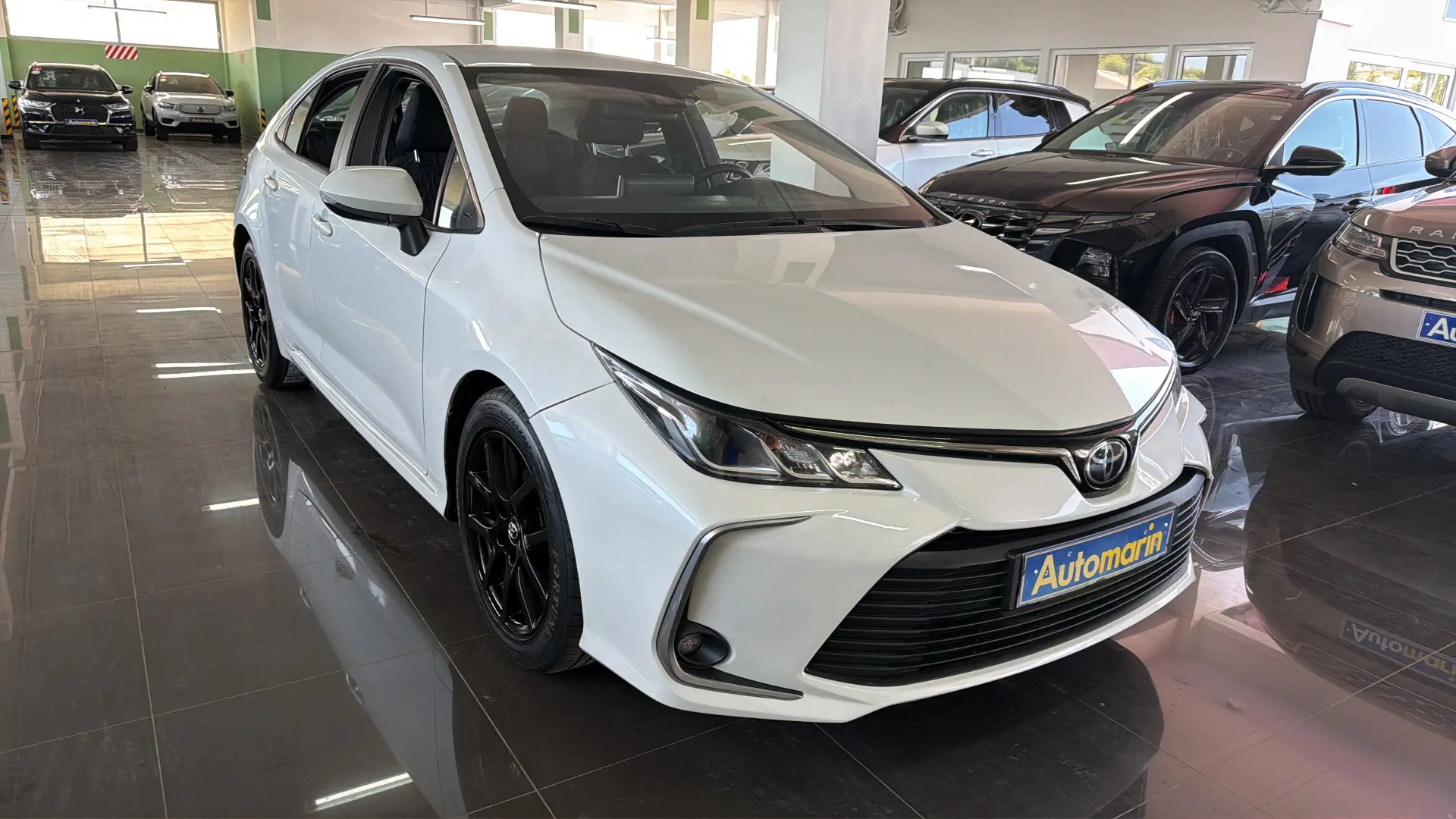 View 3 - Toyota Corolla - 2022