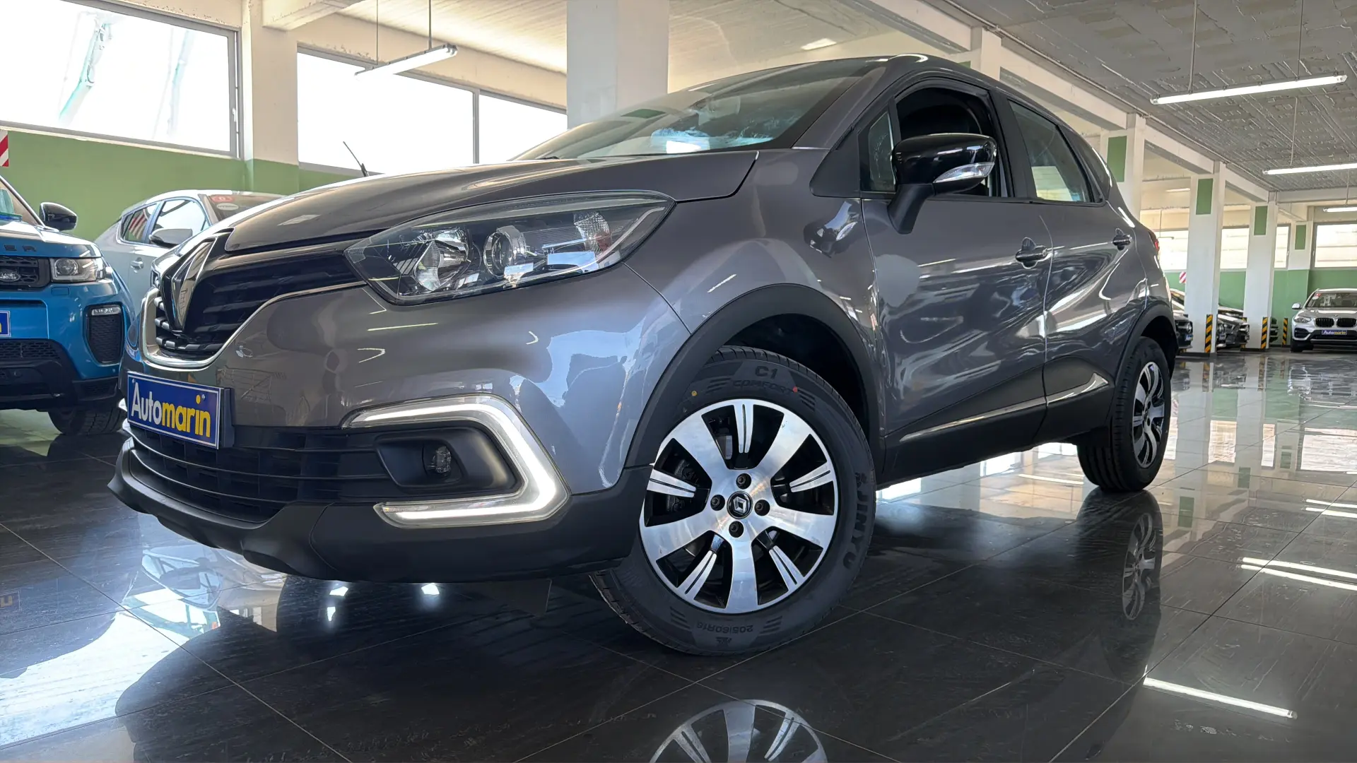 View 1 - Renault Captur - 2019