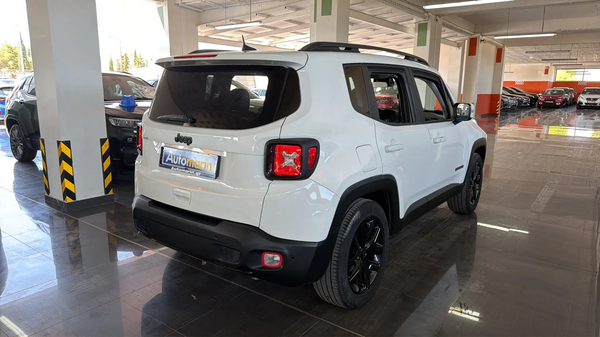 View 4 - Jeep Renegade - 2018