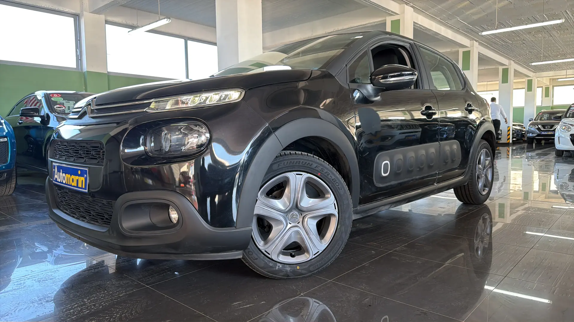 View 1 - Citroen C3 - 2018
